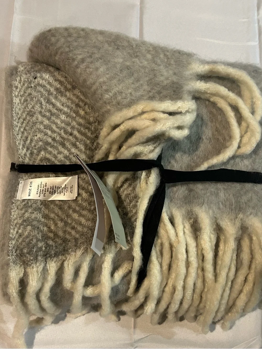 WEST ELM NEW 50X70